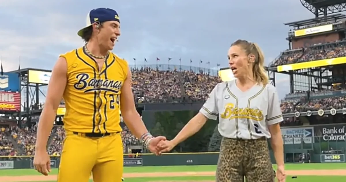 Kristen Bell surprises fans at Savannah Bananas baseball game